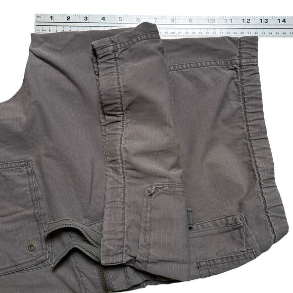 Vintage Y2K Old Navy Grey Loose Cargo Shorts Utility Multi Pocket 38 - Picture 5 of 7